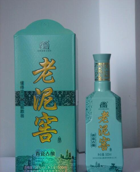 老泥窖白酒