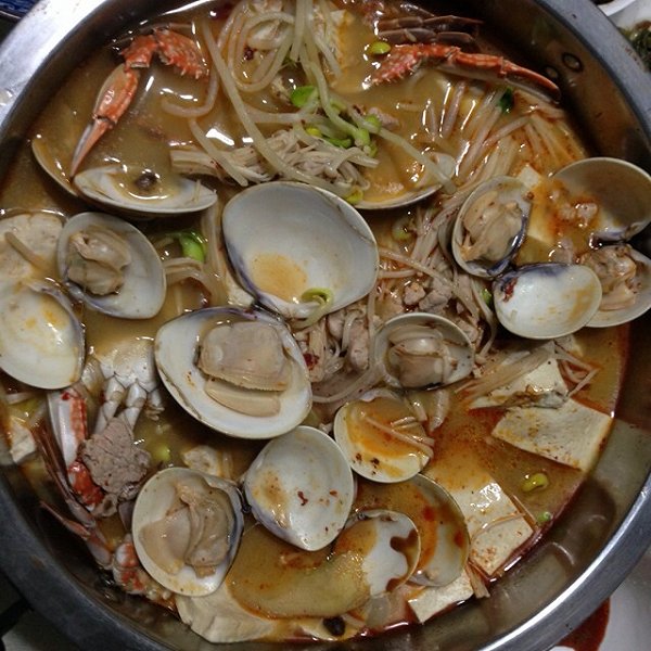 彤顺德海鲜火锅