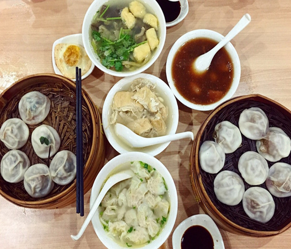 鸡鸣汤包