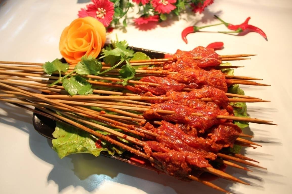 红旗串串