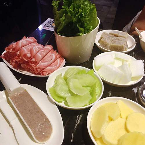 一席地鸡窝