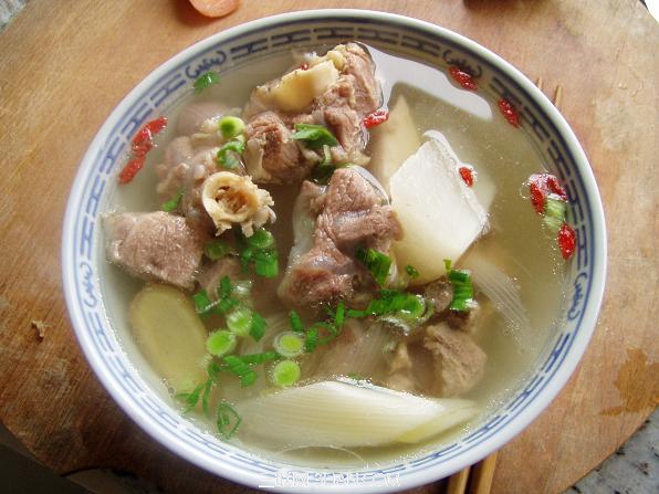 黄芪羊肉汤