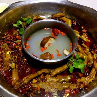 鸭掌门火锅店