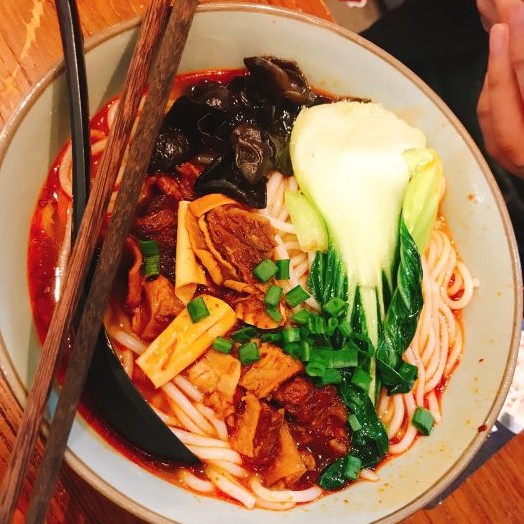 三个辣椒牛肉粉