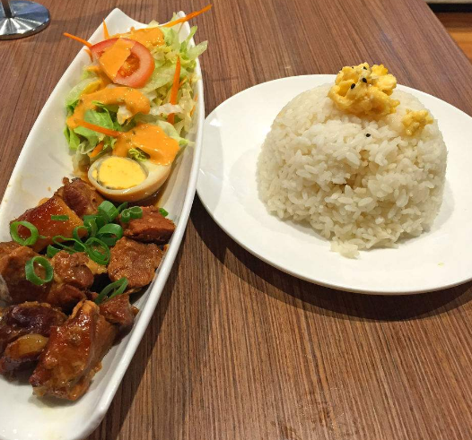 百碗香排骨米饭