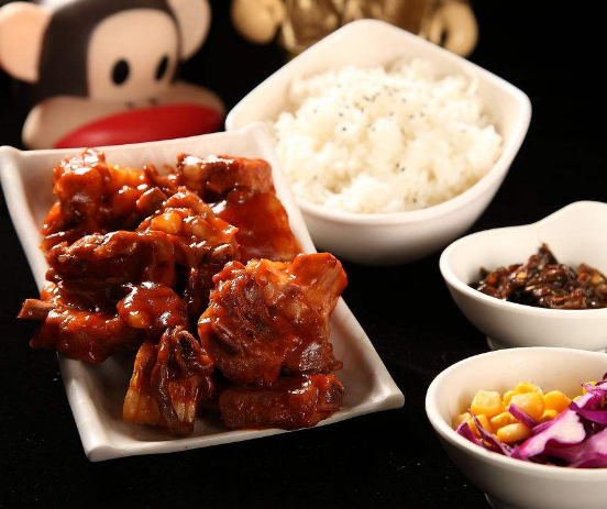 百碗香排骨米饭