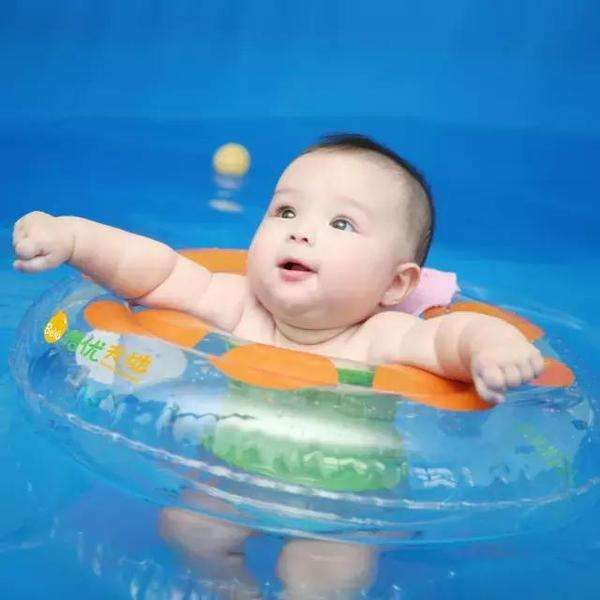 童话雨婴幼儿游泳馆