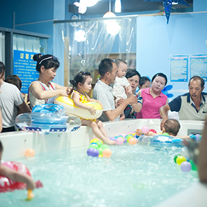童话雨婴幼儿游泳馆