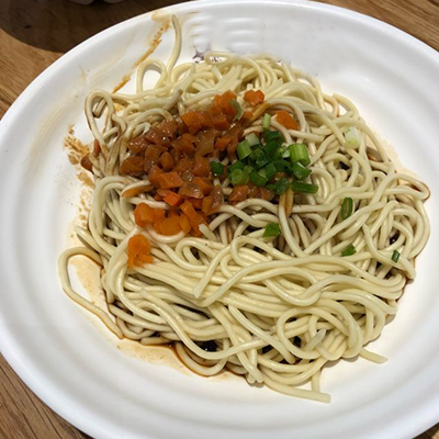 蔡明纬热干面