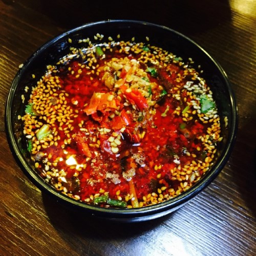 渝冒渝香老火锅冒菜