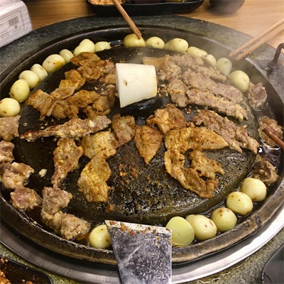 赞酱特色石棉烤肉