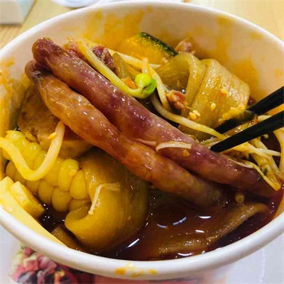 李杰一家三口火锅杯