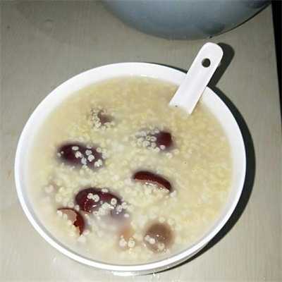 熬拜粥社