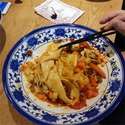 陕味食族油泼面