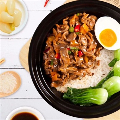拌计划煲仔饭