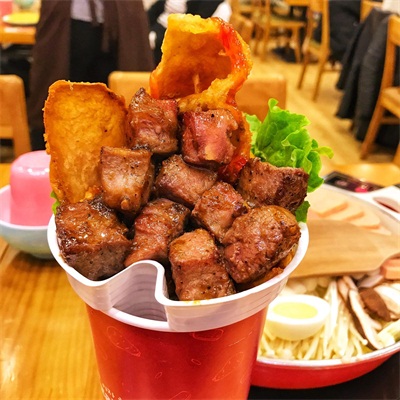 圣塔克牛排杯