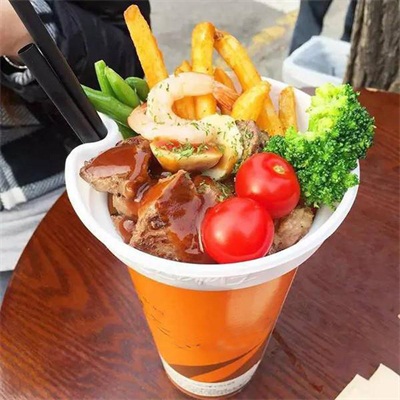 圣塔克牛排杯
