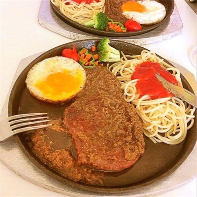 初客牛排店