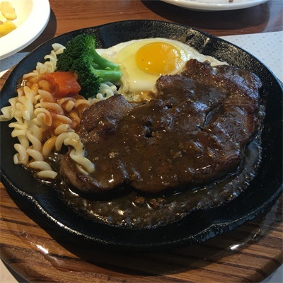 悦牛牛排西餐厅
