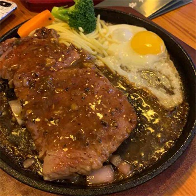 牛建国深夜牛排