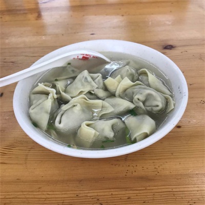 博士馄饨馆