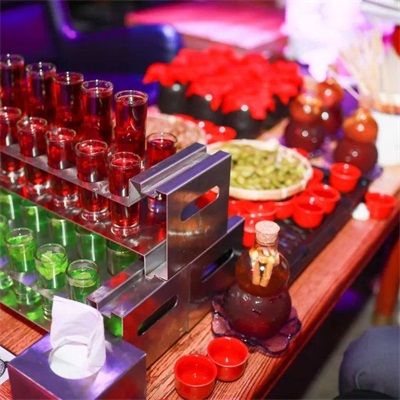 海伦斯小酒馆